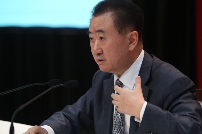 干啥？赵寡妇问，越发觉得自己儿子不对劲儿。
